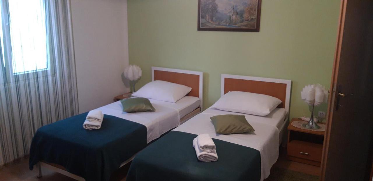 Guest House Ana Zadar Exterior photo
